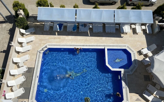 Nergiz Hotel Ayvalik
