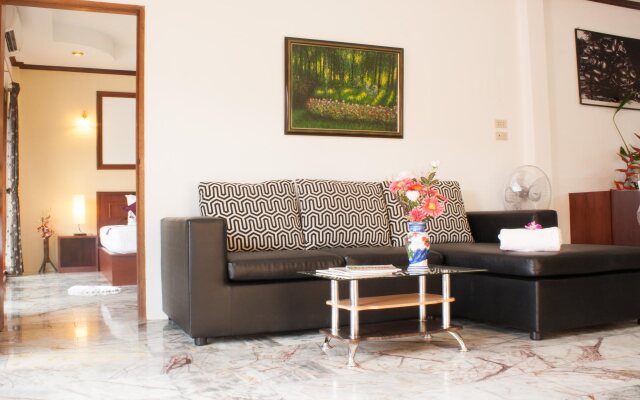 Bangtao Varee Beach Resort