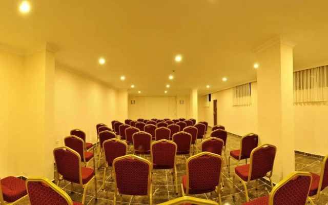 Erkal Resort Hotel