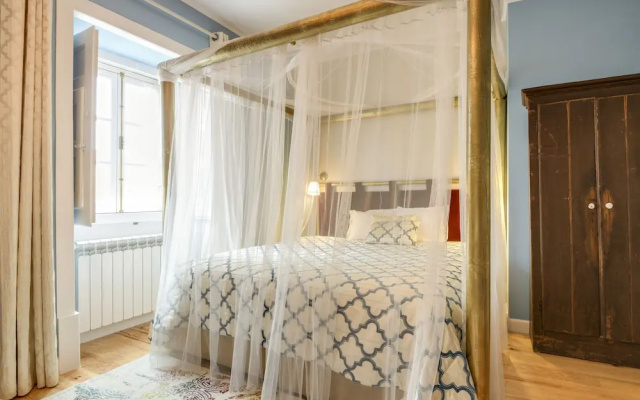 LUXa Charmhouse Hotel