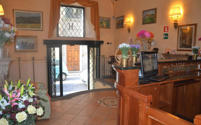 Hotel Mia Cara