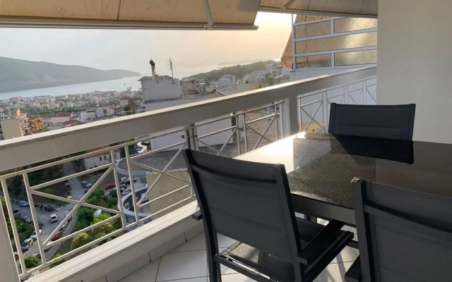 Τhe Sunny Apartments