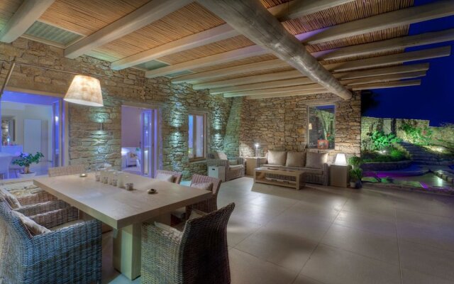 Villa Shay By The Pearls Collection