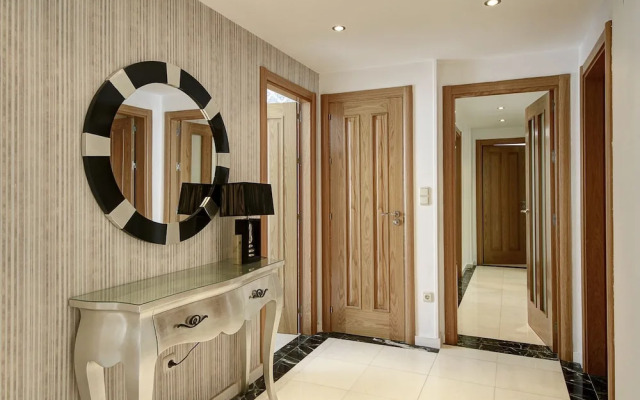 La Belle Epoque Luxury Granada Center