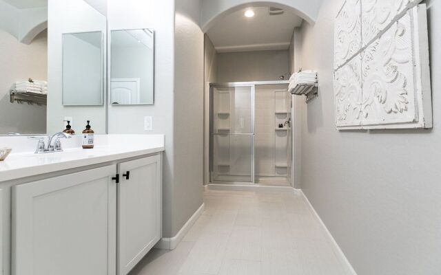Mesa Palms Ferro 4 Bedroom Townhouse by RedAwning