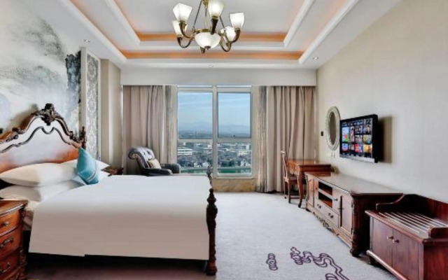 Long You West Lake Hillview International Hotel