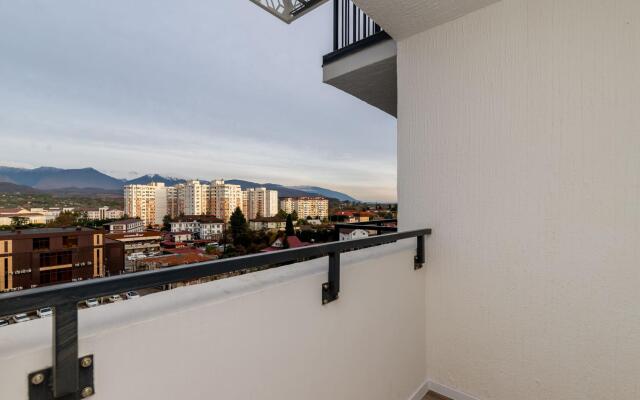 More apartamentov na ulitse Akatsiy