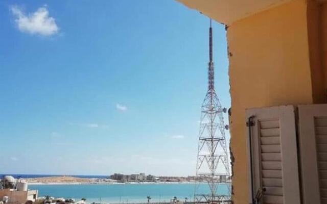 برج بورتو مطروح بمنطقة الفيروز