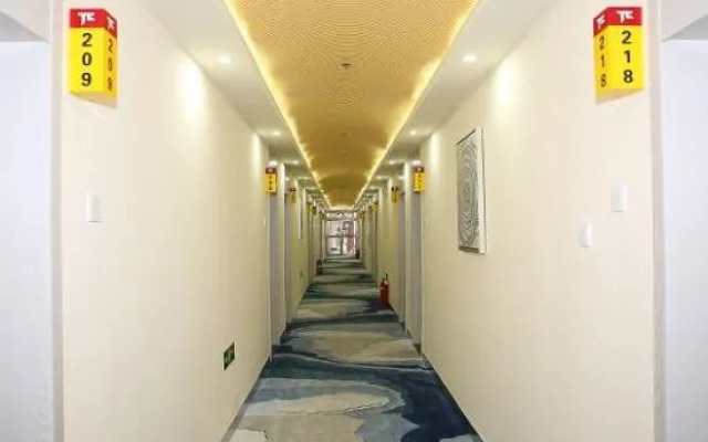Pai Hotel Beijing Shijing Mountain Bajiao Amusement Park Subway Station
