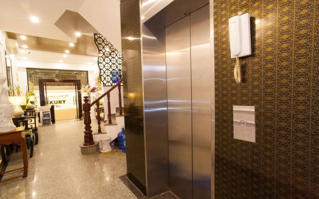Luxury Hotel
