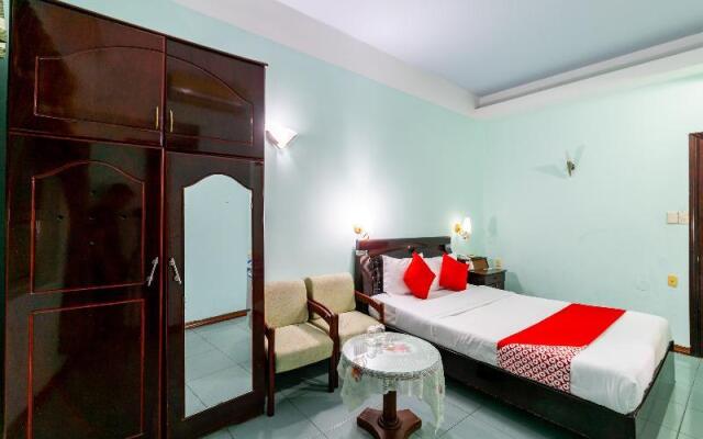 Super Oyo 266 Golden Gate