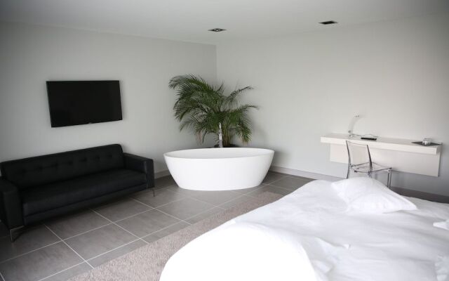 Villa Choriekin Lafitenia Resort