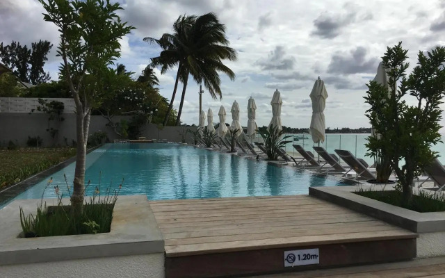 OBiches Luxury Beachfront Apartment Trou-aux-Biches