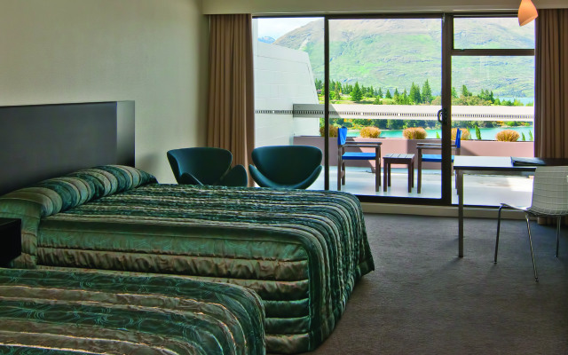 Copthorne Hotel & Apartments Queenstown Lakeview