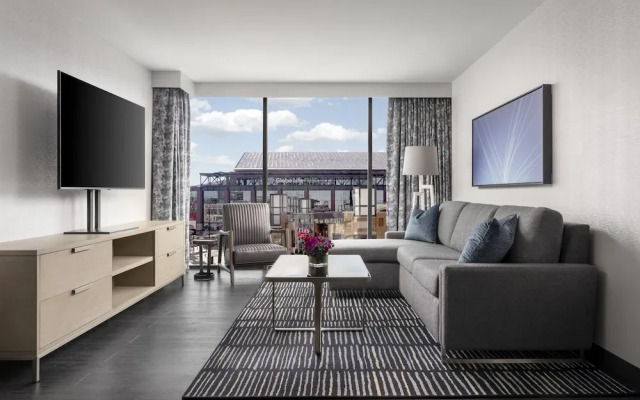 Loews Arlington