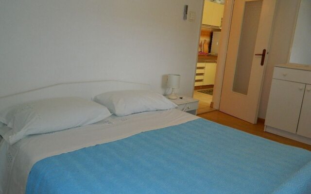 Apartment and Room Darinka