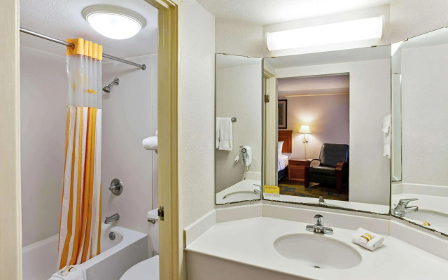 Rodeway Inn