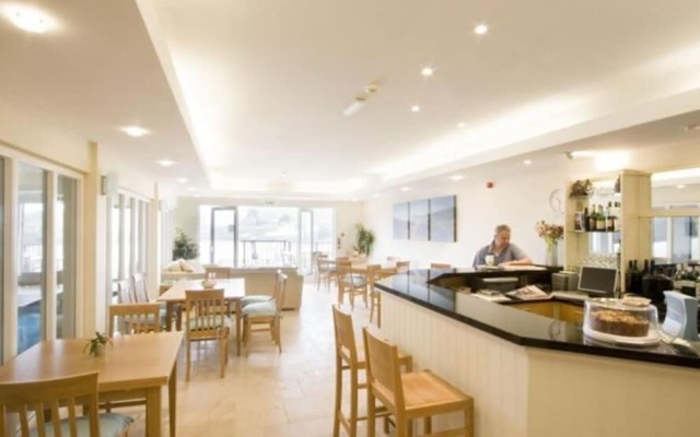 25 Burgh Island Causeway