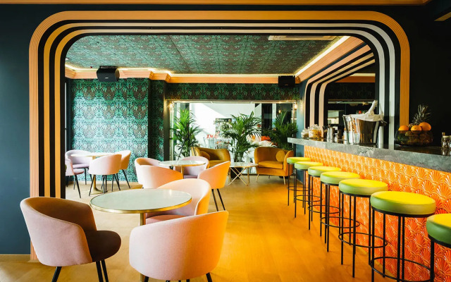 Belroy Hotel and Apartments