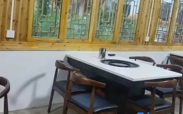 Huatang Yiyuan Boutique Homestay