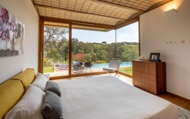 Holiday Rentals at PGA Catalunya