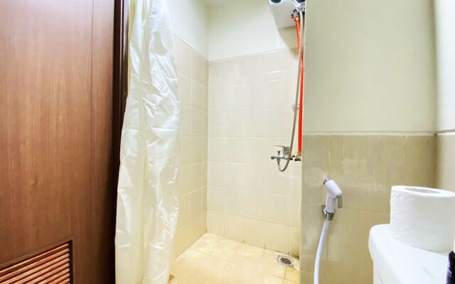 Modern Studio Room at Oxford Jatinangor Apartment