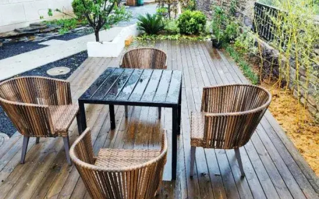 Pushe Guesthouse