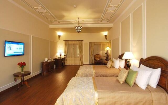 Orient Taj Hotel &Resort