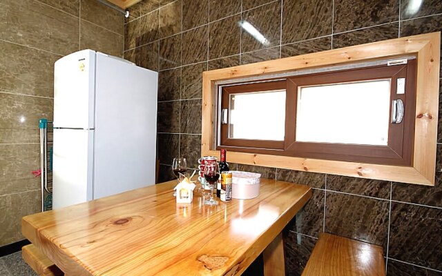 Yangyanggwangmyeong Family Pension