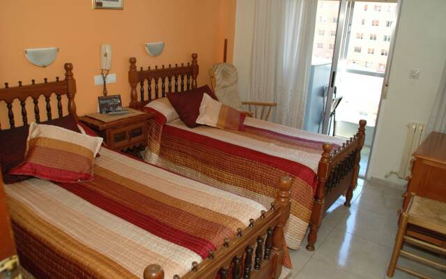 Hostal Ramón y Cajal