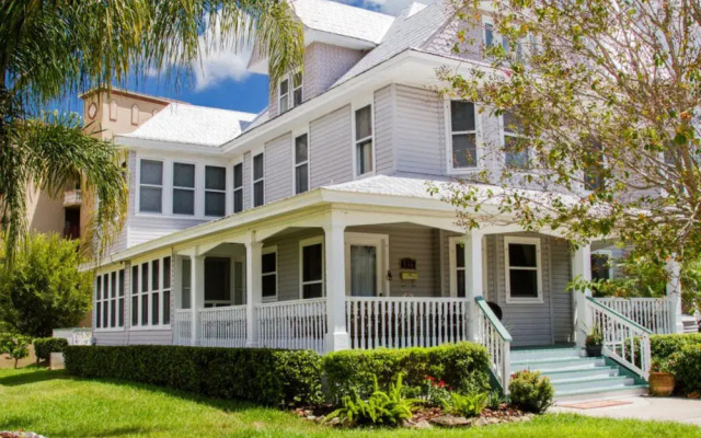 Parrish Grove Inn
