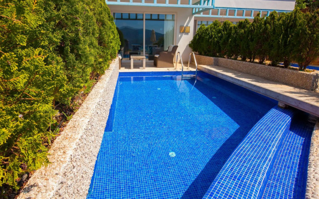 Asfiya Sea View Hotel