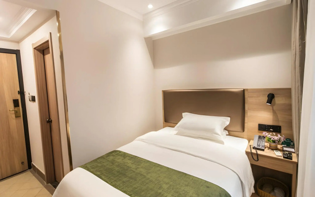 GreenTree Inn Suzhou Railway Station South Square Humble Administrator's Garden Business Hotel