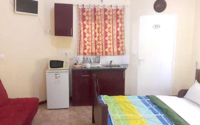Studio In Le Gosier With Shared Pool Furnished Terrace And Wifi 5 Km From The Beach