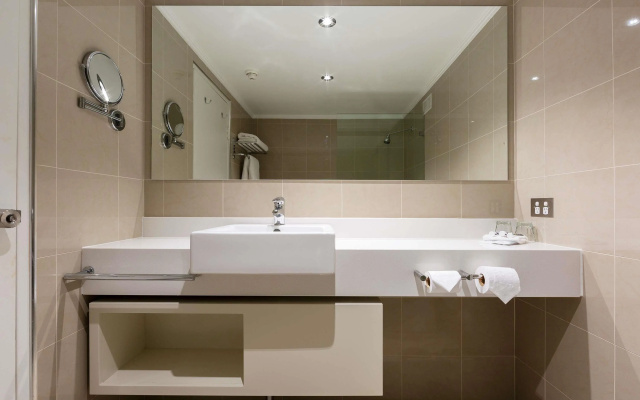 Mercure Canberra