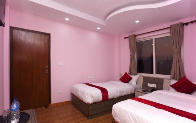 Oyo 370 Hotel Devdaha And Restaurant