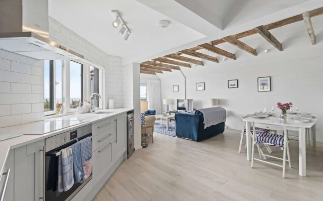 Seashells-stylish Coastal Living