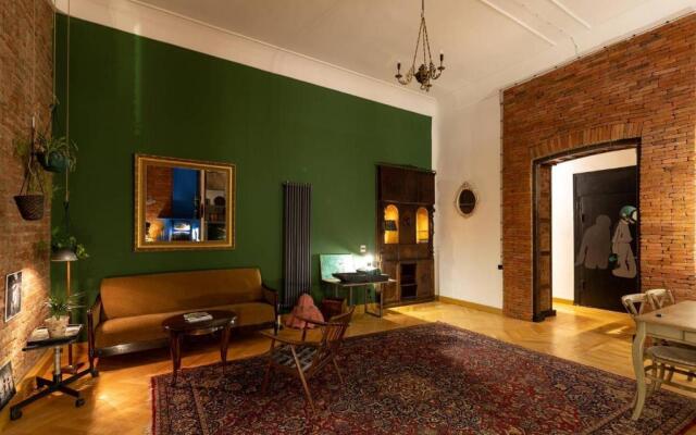 Wehost apartment with Fireplace