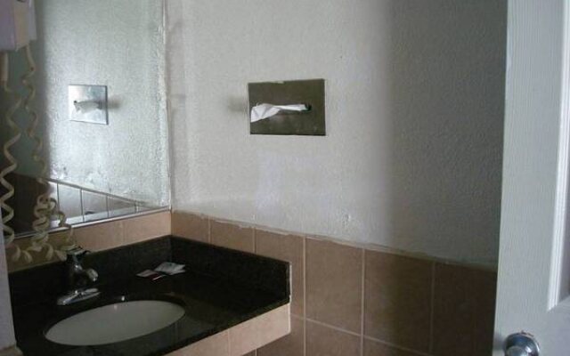 Searle Motel