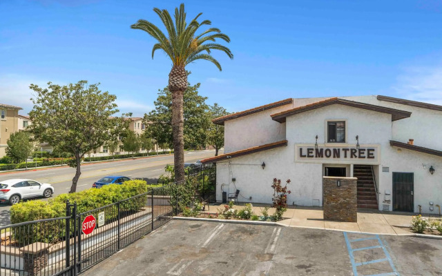 Lemon Tree Hotel & Suites Anaheim
