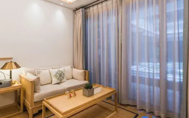 Leshan Thirteen · Maolinju Homestay