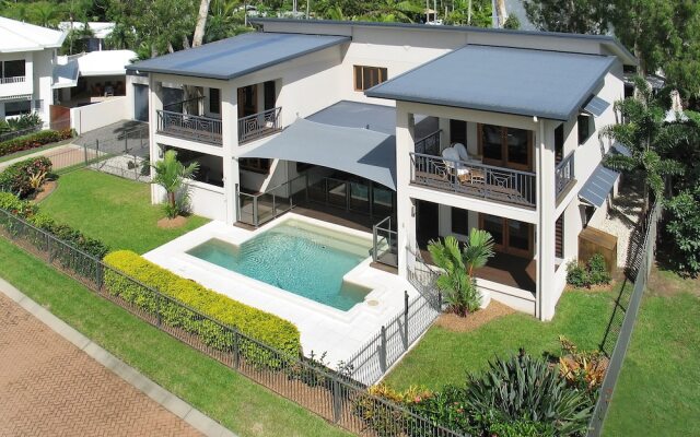 Torun Holiday House