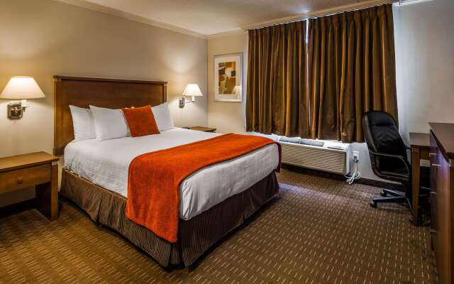 Best Western Plus Guildwood Inn