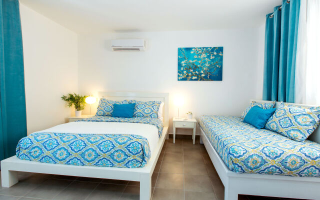 Hotel Tropicana Suites Deluxe Beach Club & Pool