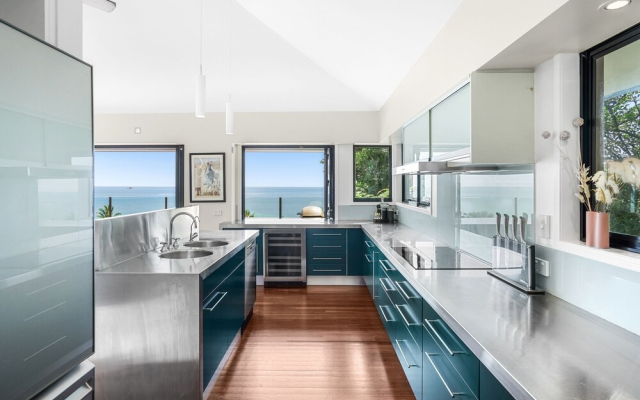 Belle Escapes - Trinity Blue Ocean View Home