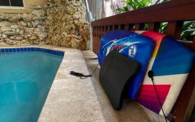 Your Cozy Spacious home with Heated Pool