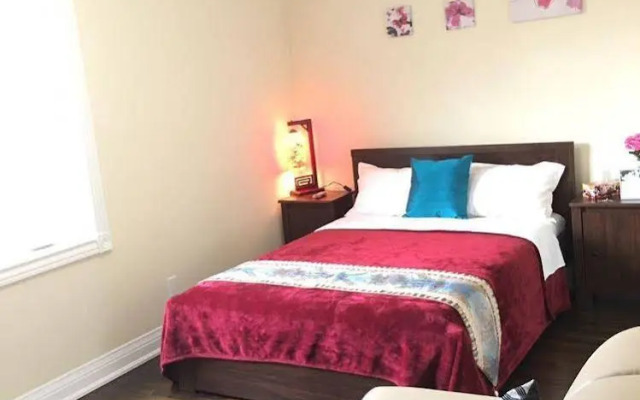 Downtown Comfortable Guest House