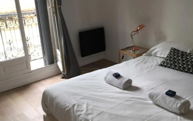 Charmant appartement hyper centre Comédie