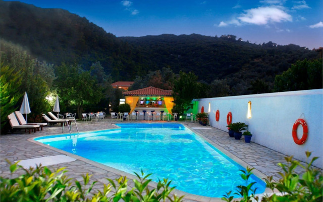 Artemis Bungalows