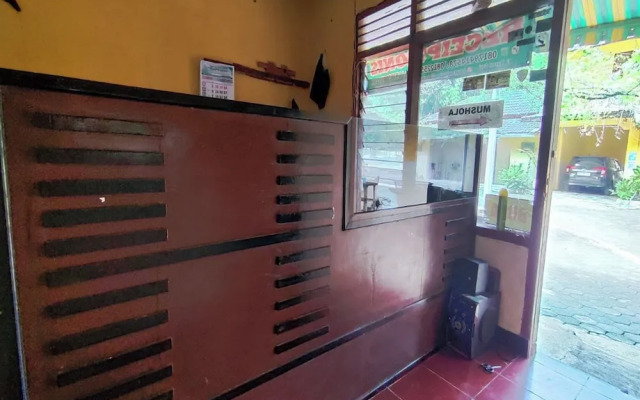 OYO 94016 Homestay Baronsari